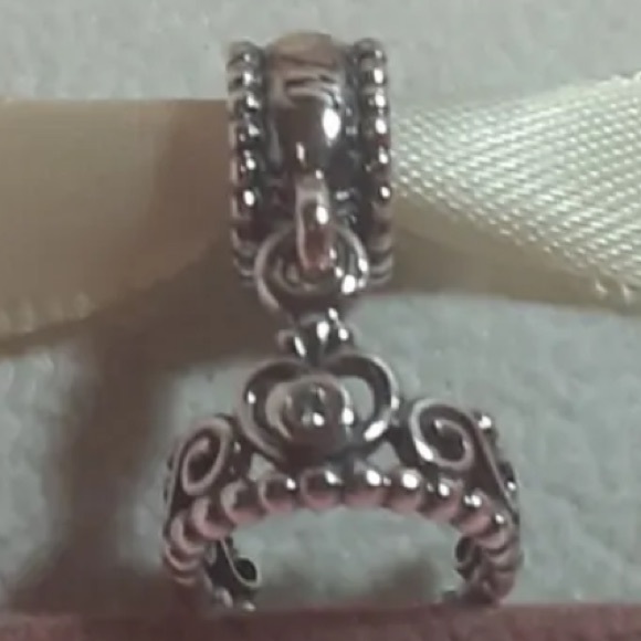 Pandora Disney Ariel dress, Murano and princess tiara charm set. - Picture 3 of 11
